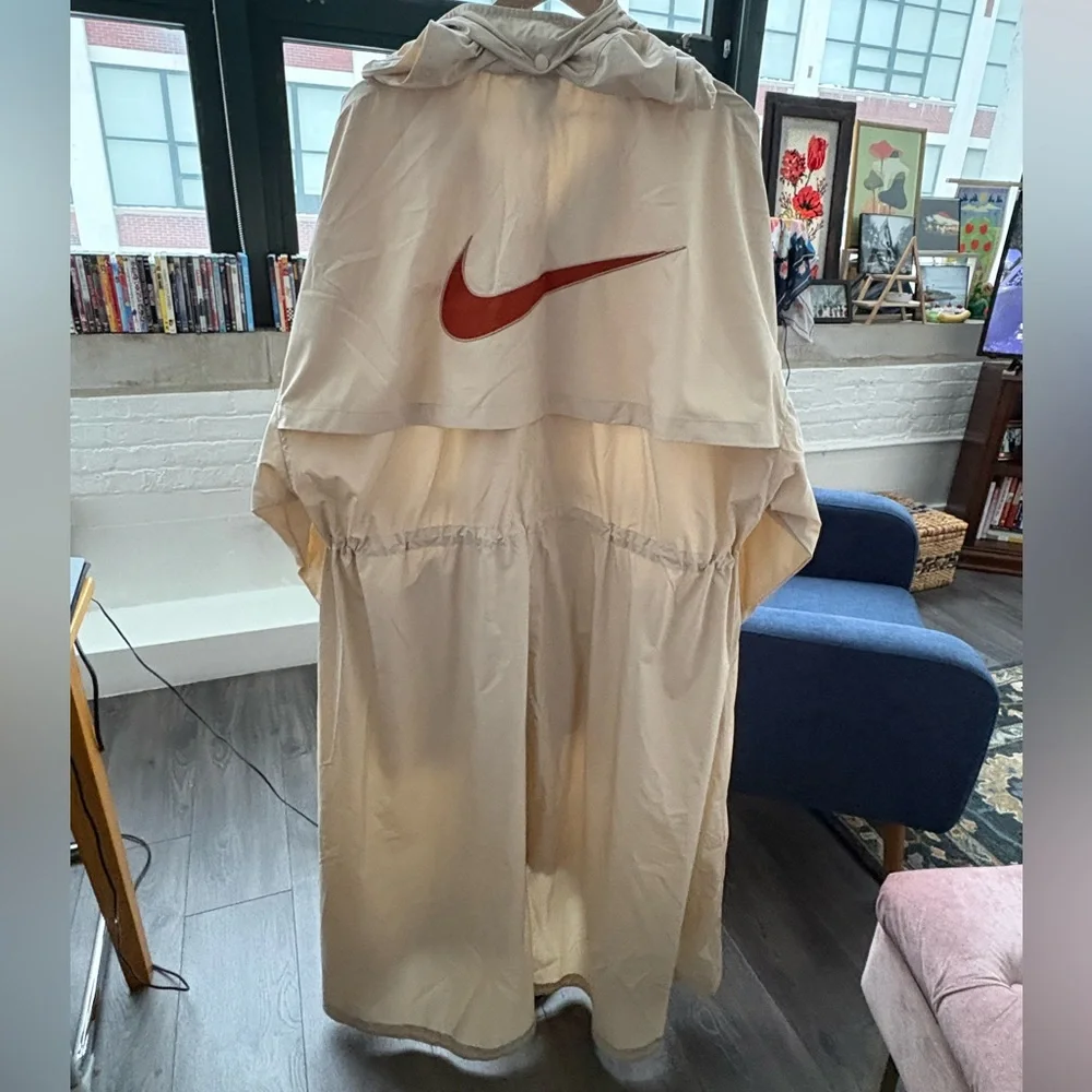 Nike Hooded Lightweight Trench Coat - Picture 5 of 12